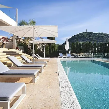 Swish Sea-view Close To And Sandy Beaches