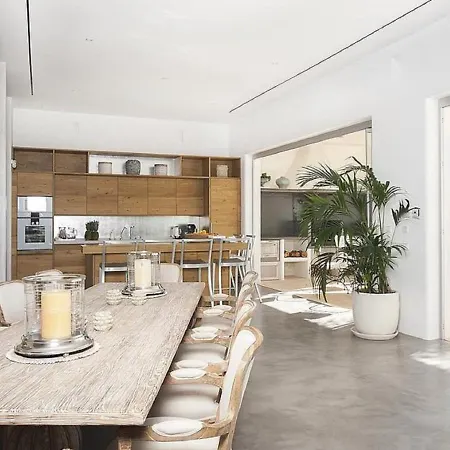 Swish Sea-view Close To And Sandy Beaches *